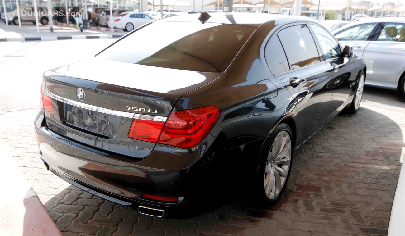 بي أم دبليو 750 li