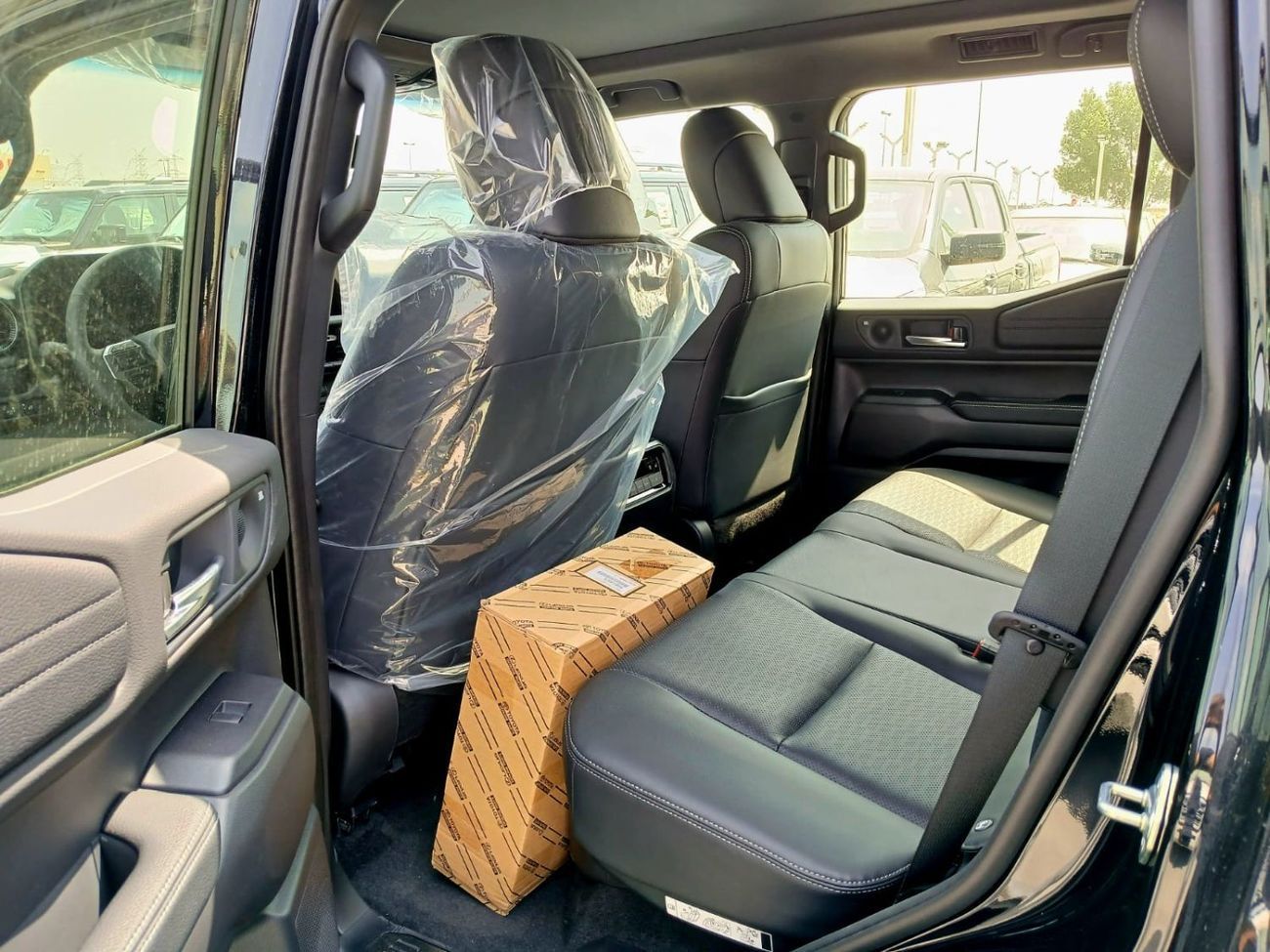 تويوتا برادو تويوتا برادو بنزين 2.4 لتر 2025 بريميوم