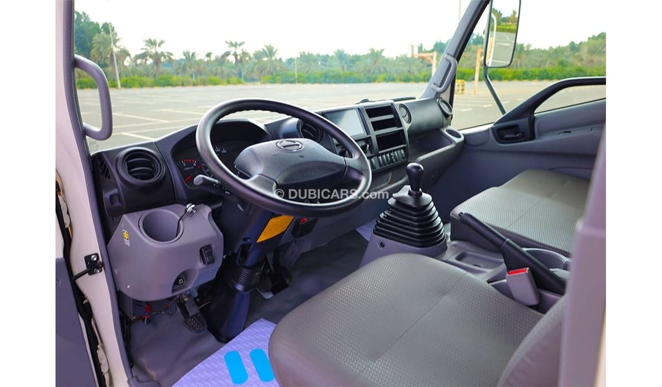 هينو 300 916 - 2022 Recovery - Tow Truck | M/T Diesel - GCC Specs - Well Maintained - Buy it Now