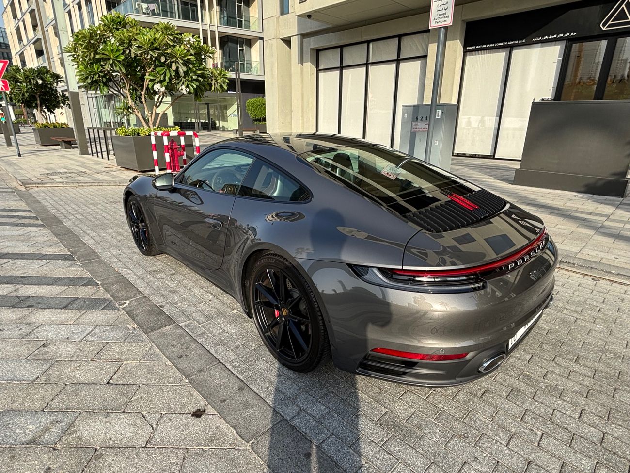 Porsche 911 Carrera S 3.0L (444 HP)
