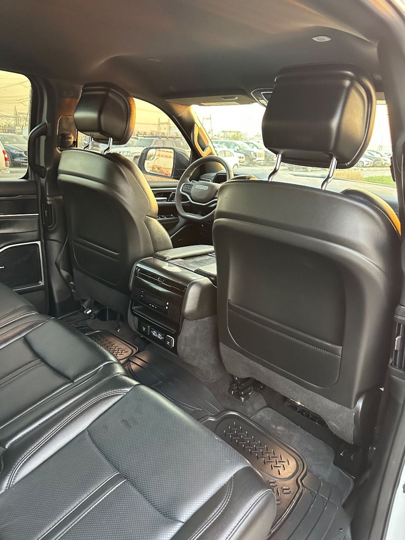 جيب واجونير L Series I 2023 AWD