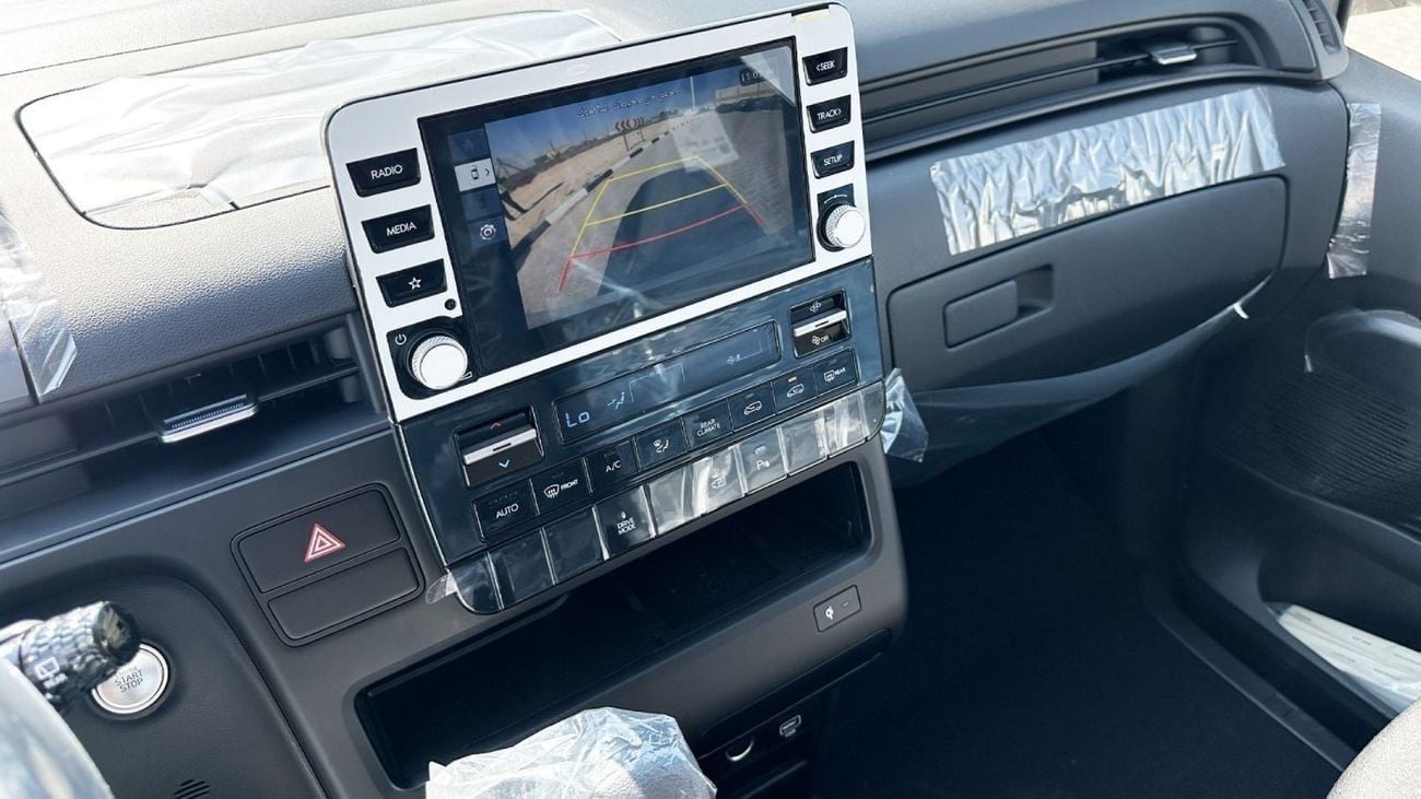 Hyundai Staria LUXURY Hyundai /STARIA/HS003 3.5L 11 STR Premier AT