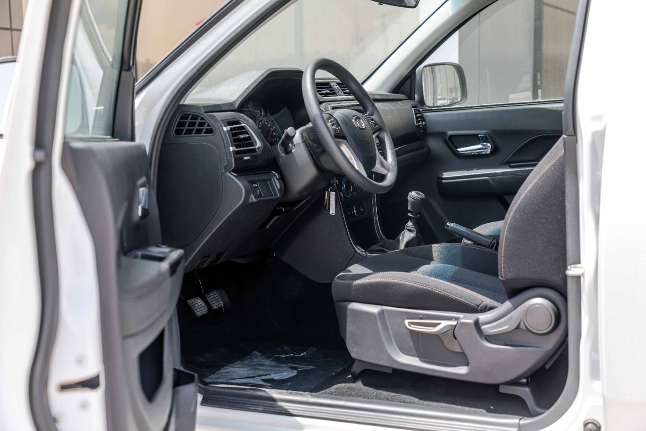 Great Wall Wingle 2026 Greatwall Wingle 5 4X4 Luxury 2.0L - Manual - Titanium White Inside Black | Export Price