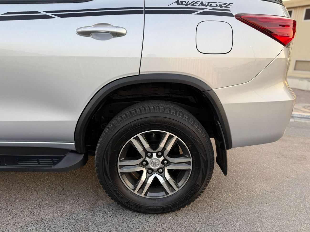 Toyota Fortuner PREMIUM BLACK INTERIOR | 7 SEATER | RHD | AUTOMATIC TRANSMISSION | | 2800CC DIESEL | 2022