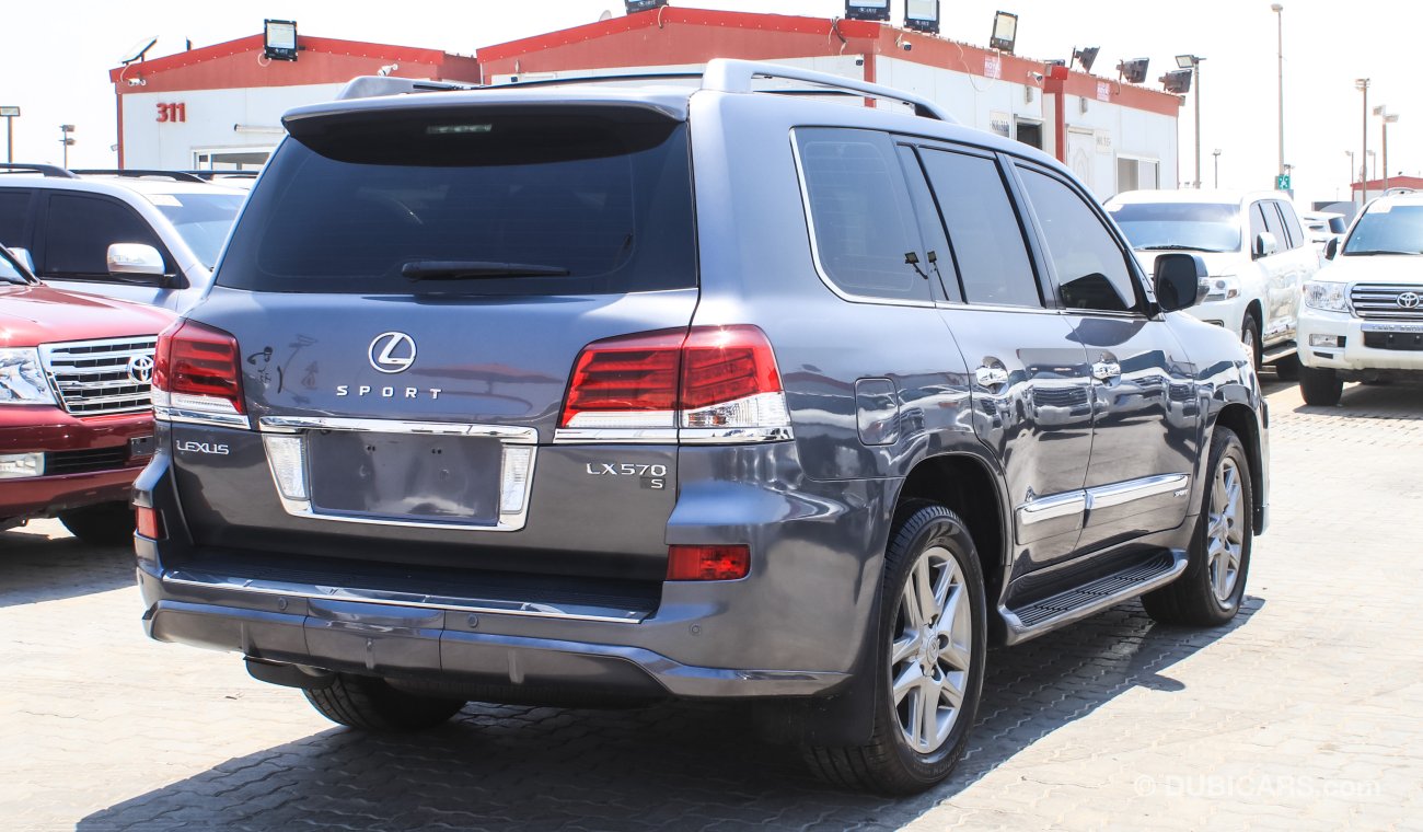 Lexus LX570 S