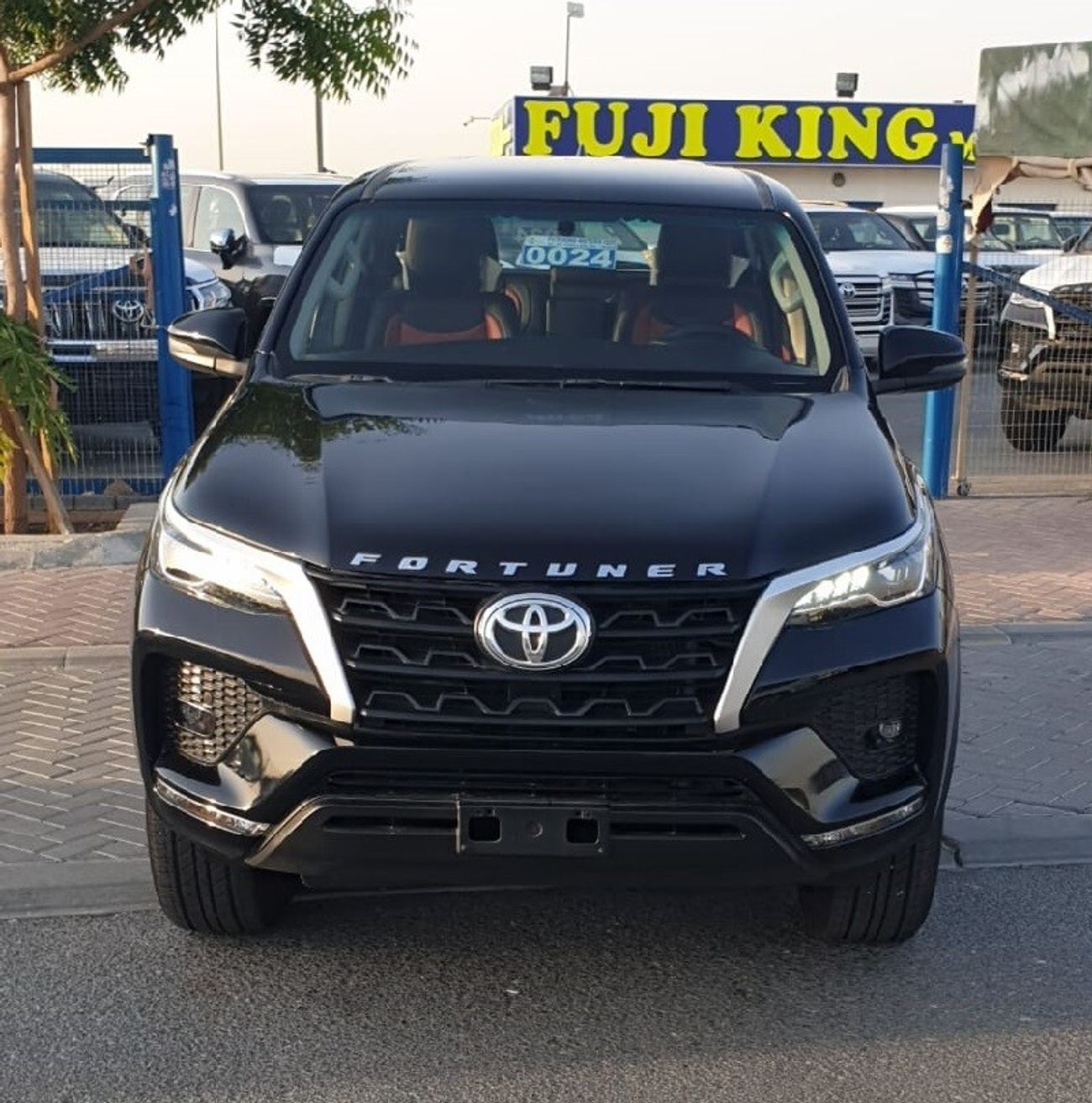 Toyota Fortuner 2.7L - (4 CYLINDER) - PETROL