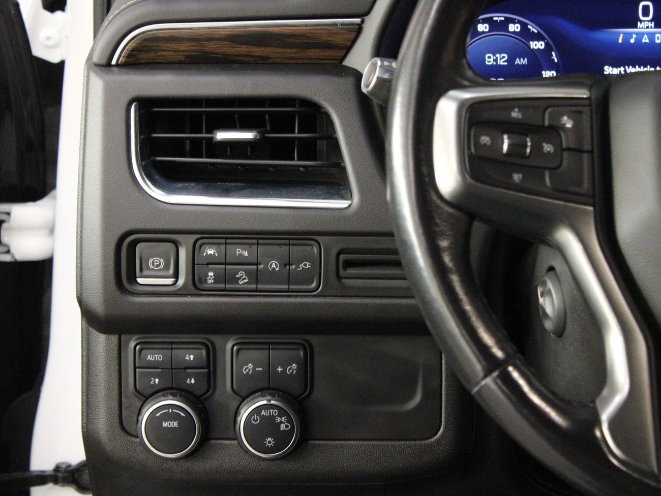 Chevrolet Suburban Premier 5.3L | VIP SEATS