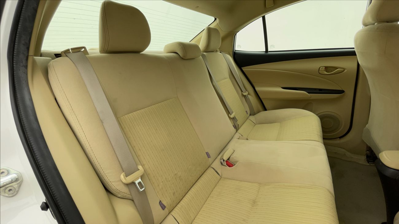 تويوتا يارس SE 1.5 | بدون دفعة مقدمة | اختبار القيادة في المنزل