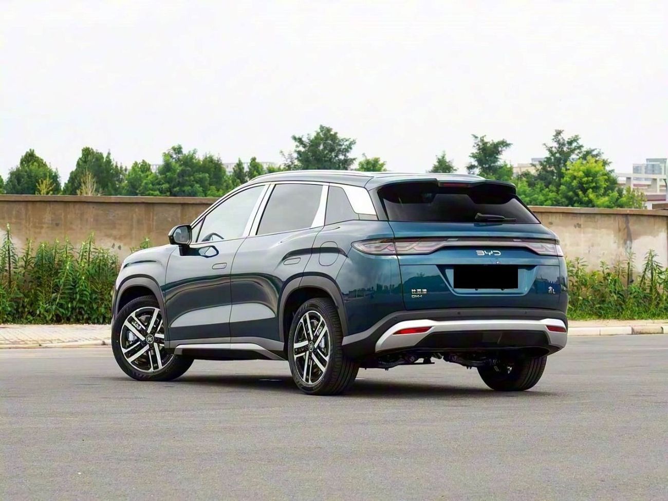 بي واي دي سونغ ل DM-i 112KM SURPASS EDITION | 2025 | Ready Stock Limited QTY | For Local Registration +10%