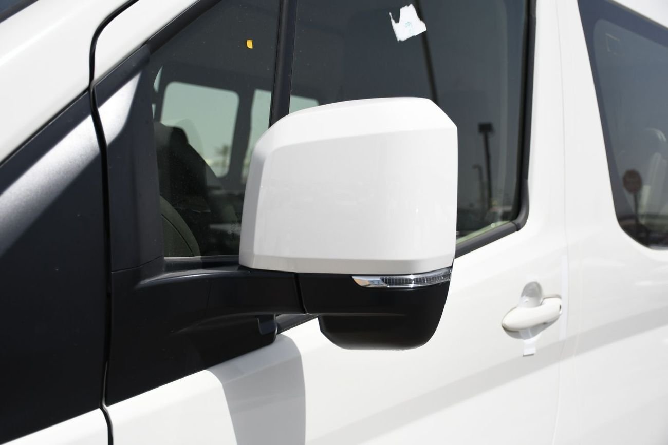 Toyota Hiace GL -High Roof Commuter 3.5L M/T (Ready Stock )