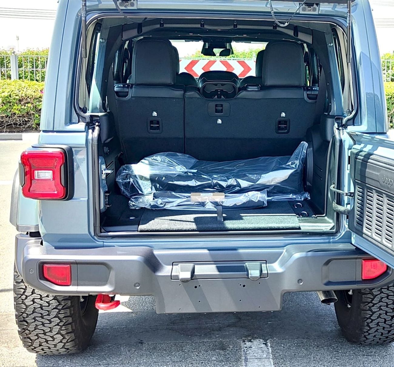 Jeep Wrangler Unlimited RUBICON 392 Unlimited Rubicon XTREME 4x4 2.0T Under Warranty 2026 GCC