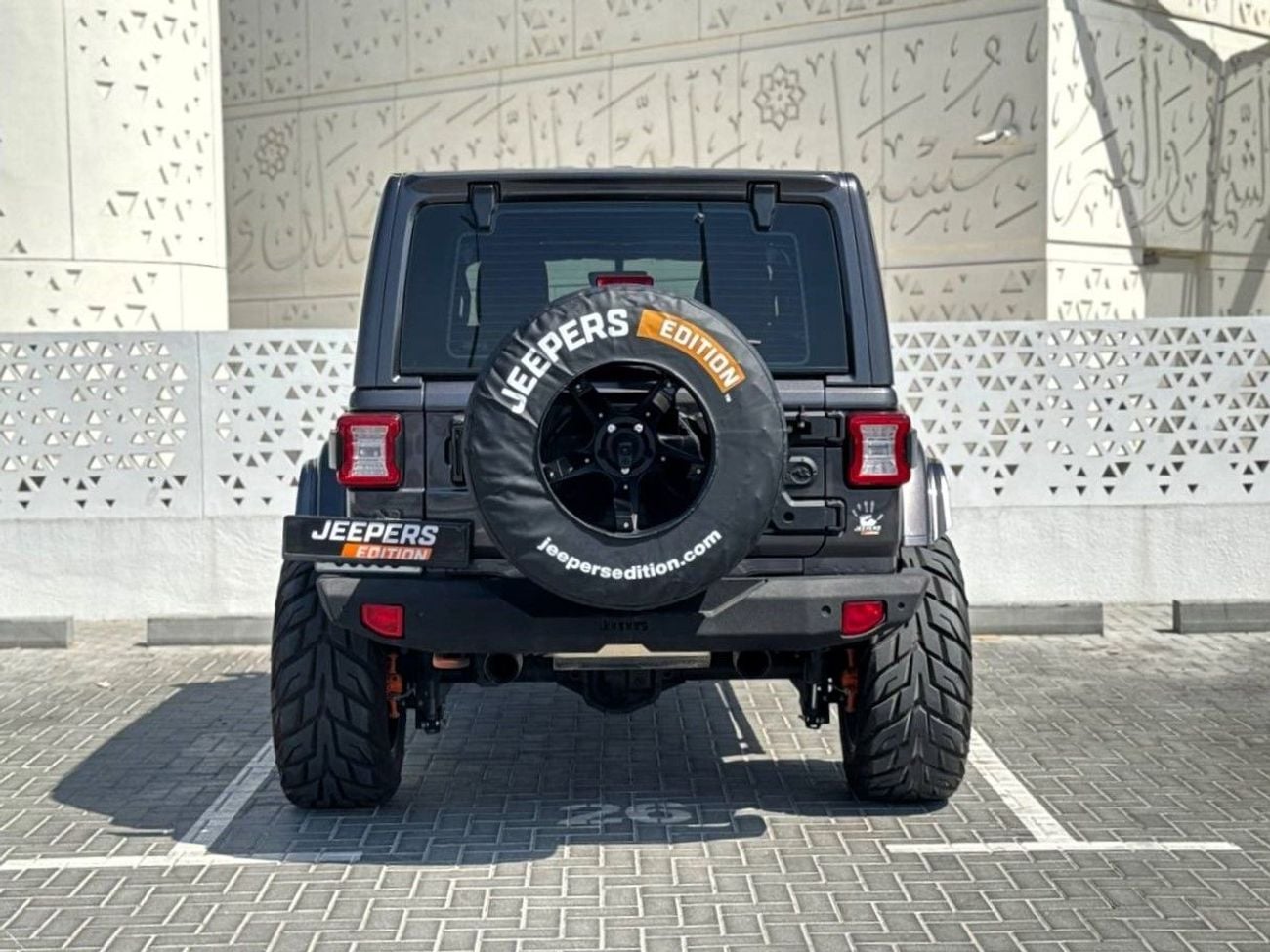 Jeep Wrangler Unlimited Sport 3.6L A/T