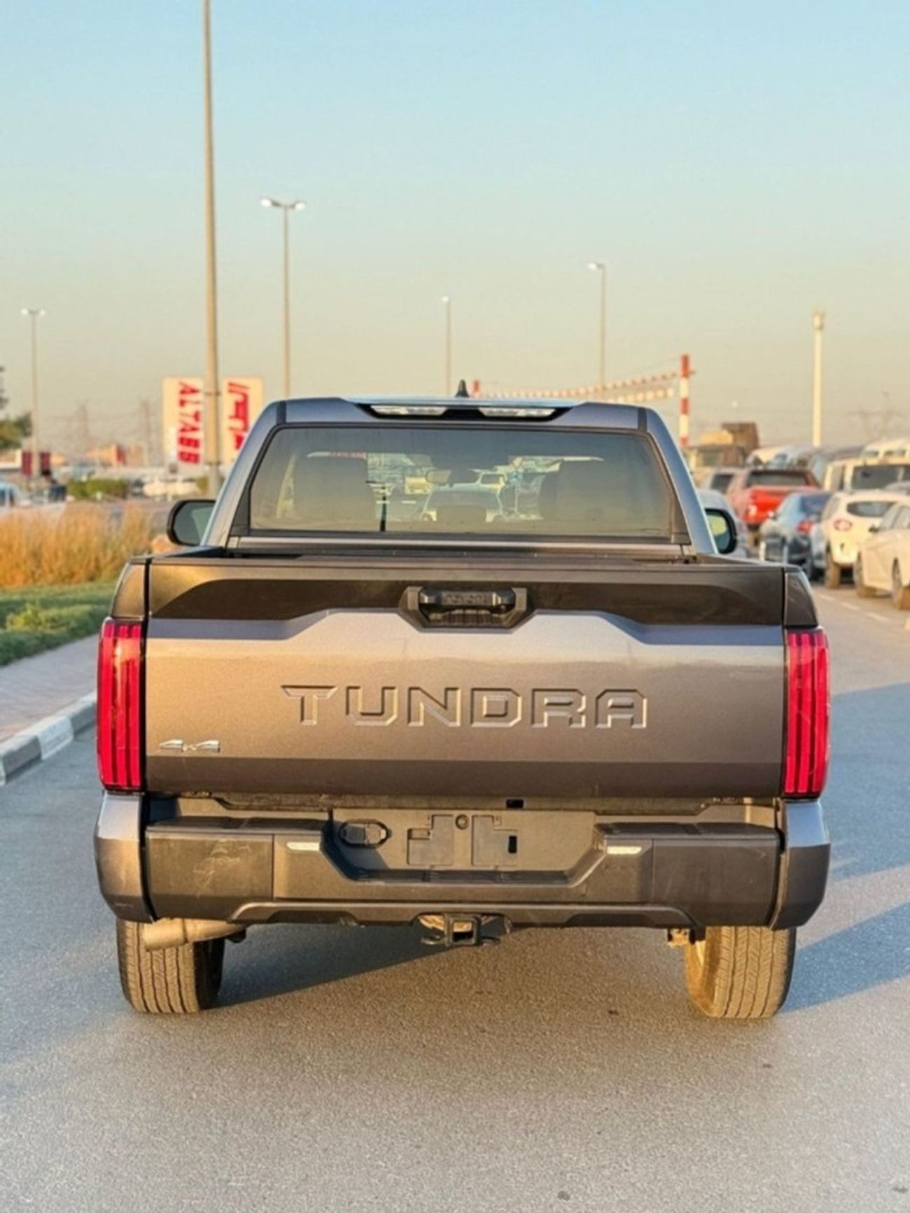 Toyota Tundra CREWMAX SR