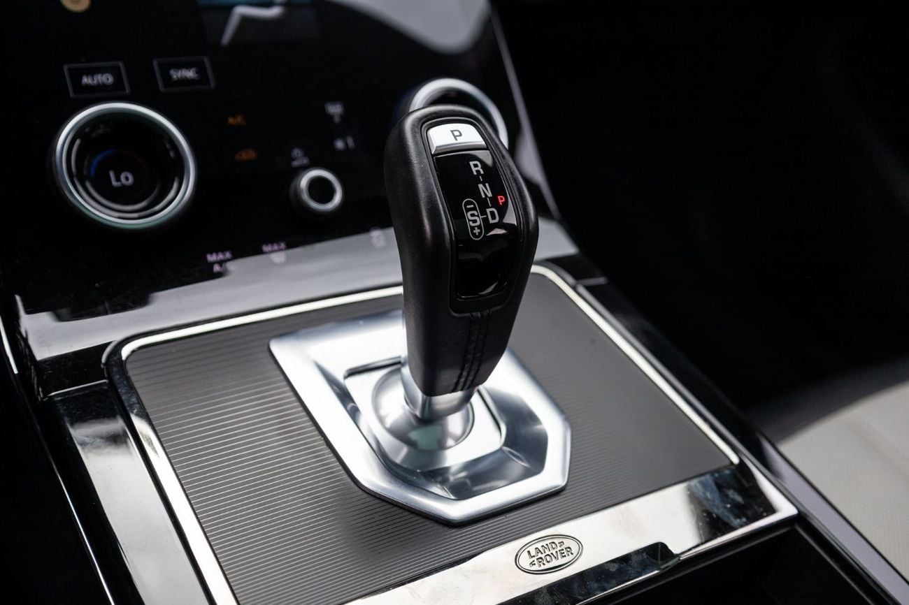 Land Rover Range Rover Evoque P200 R-Dynamic SE 2.0L