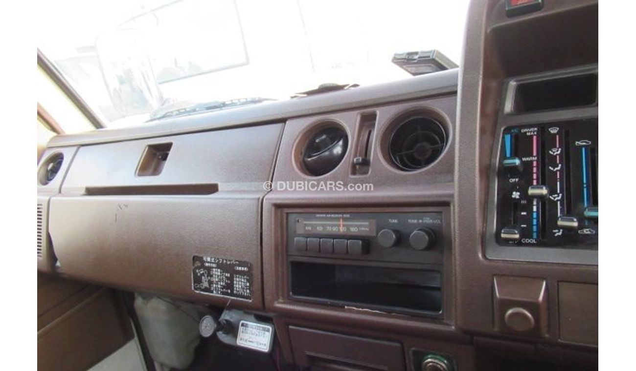 Toyota Dyna TOYOTA DYNA TRUCK RIGHT HAND DRIVE (PM1114)