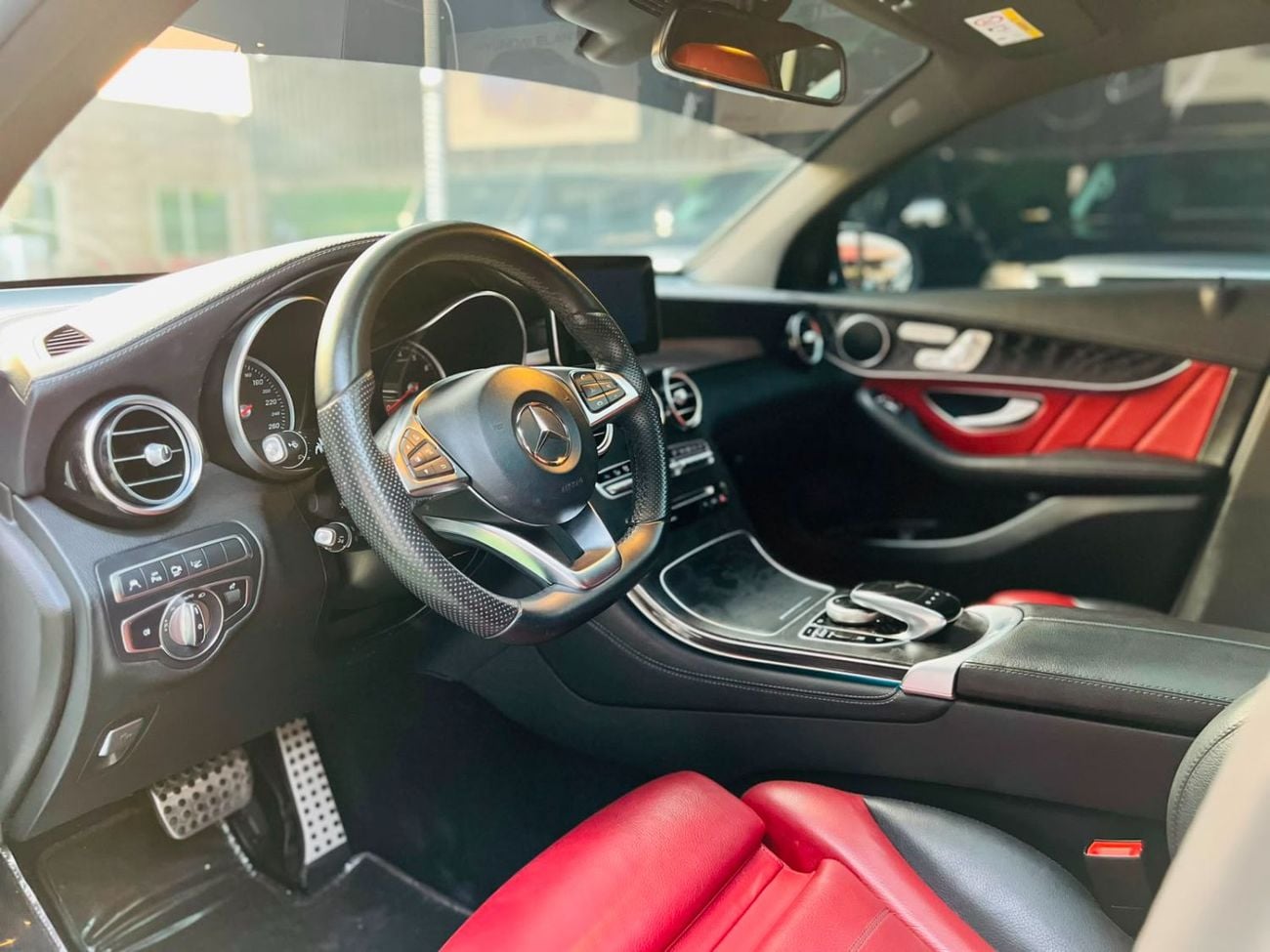 مرسيدس بنز GLC 250 AMG