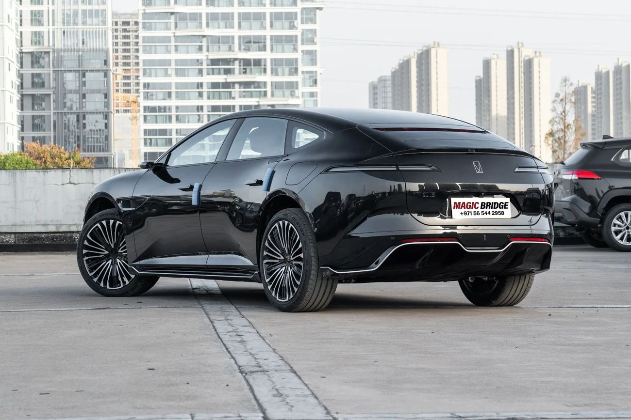 Avatr 12 Performance AWD Avatr 12 4WD Master