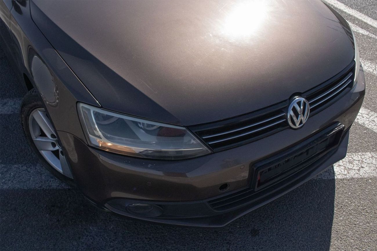 Volkswagen Jetta VOLKSWAGON JETTA Comfortline SE 2.0L | FULL OPTION | GCC