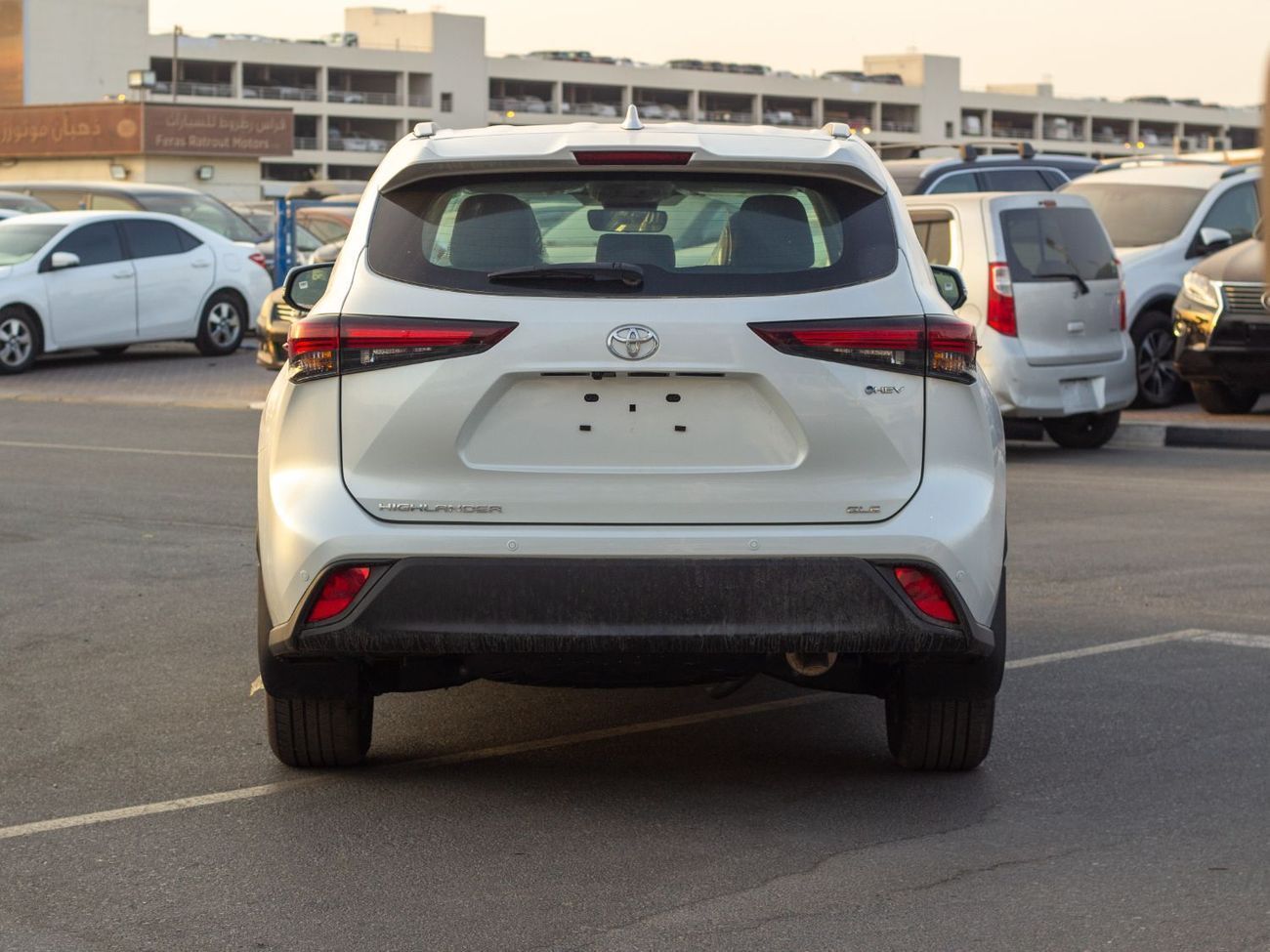 تويوتا هايلاندر EXPORT ONLY - 2.5L Highlander 2.5L Hybrid GLE (AWD)