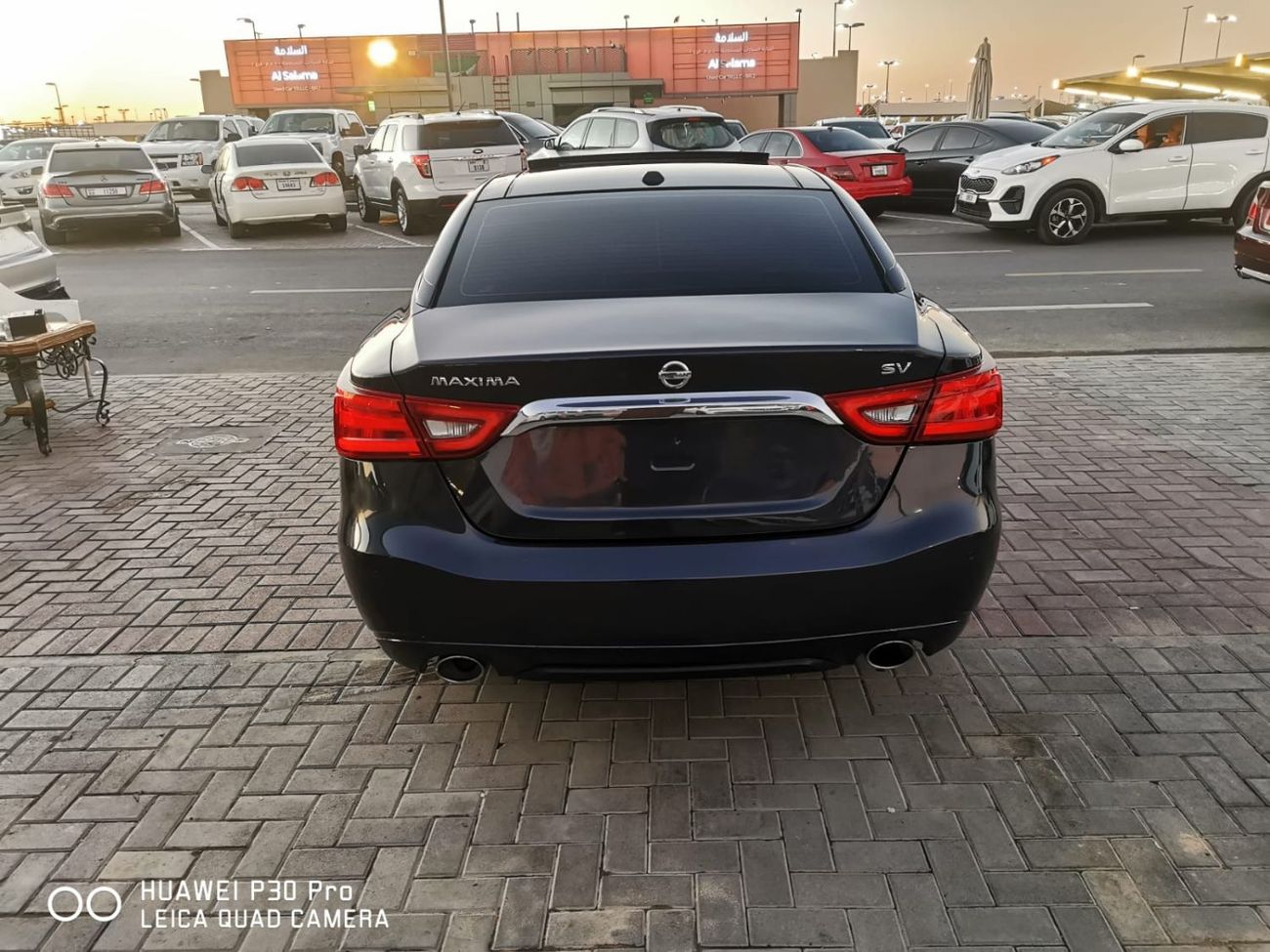 Nissan Maxima SV 3.5L Luxury and top condition