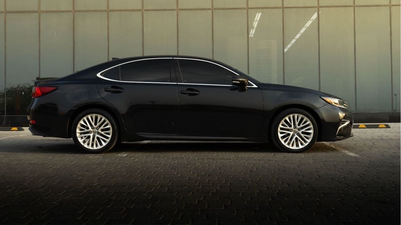 لكزس ES 350 3.5 EXCELLENT CONDITION