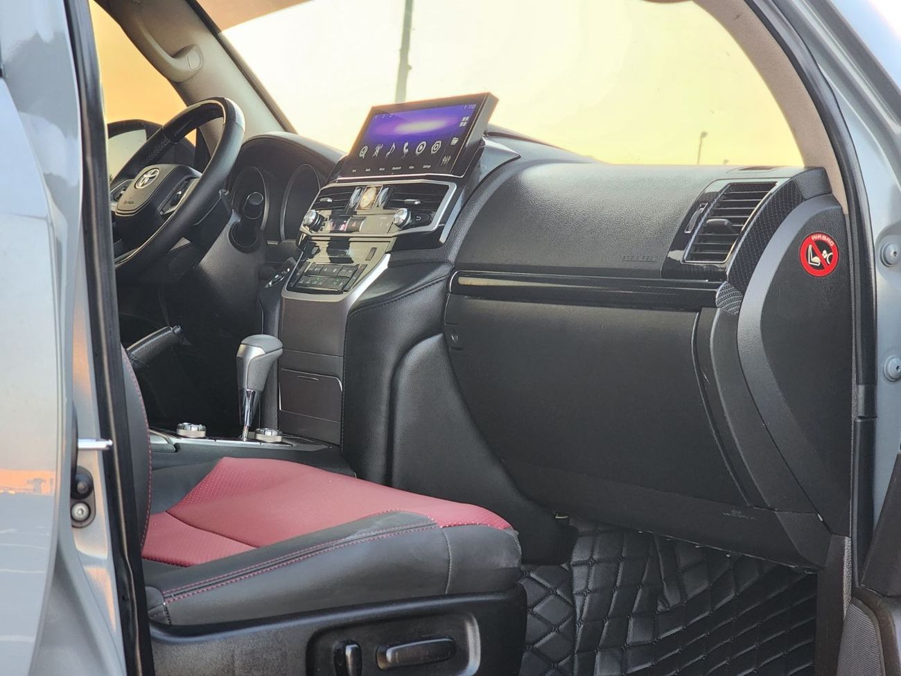 Toyota Land Cruiser VX.R upgrade GR 2023