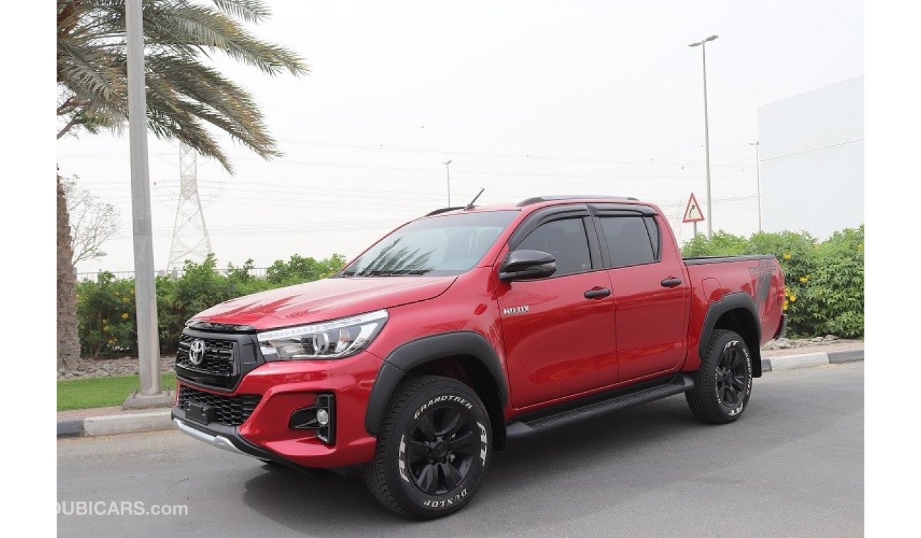 Toyota Hilux Rocco 2.8G -Red color