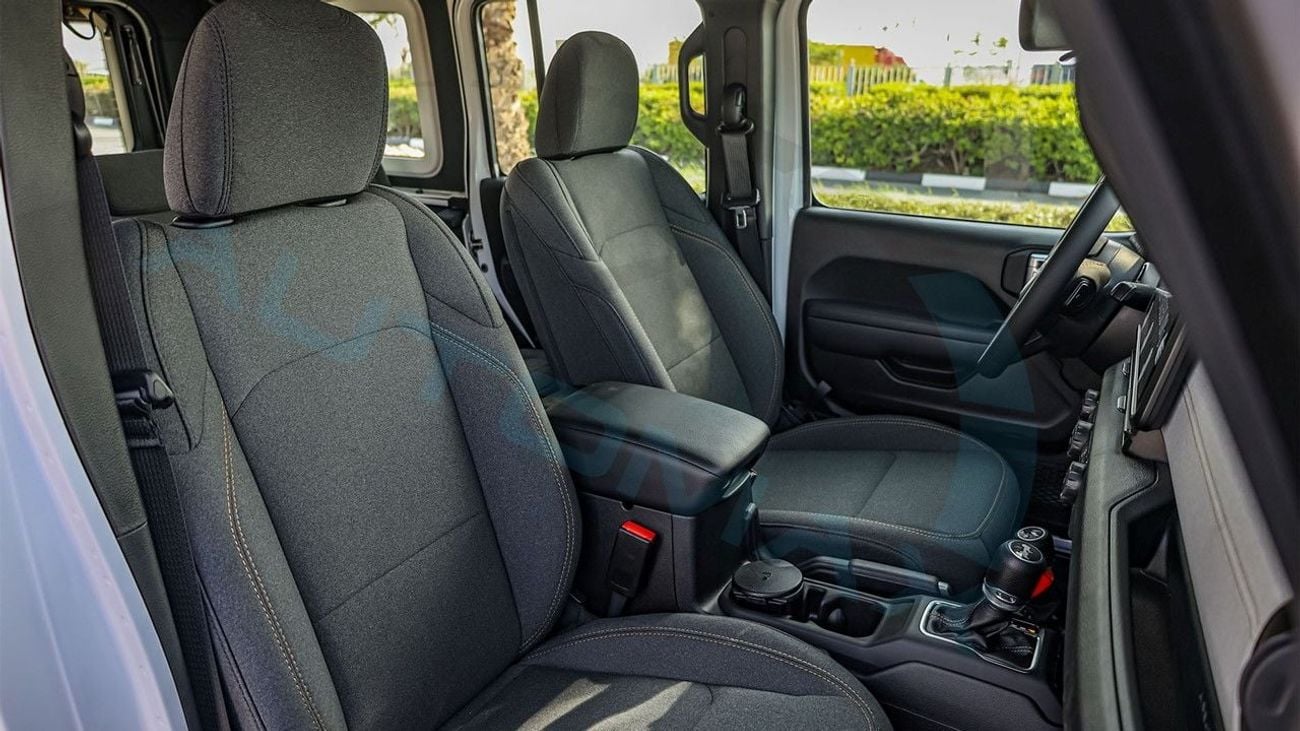 جيب رانجلر Unlimited Sport S I4 2.0T 2025 GCC 0Km With 3 Years Or 60,000Km Warranty @Official Dealer