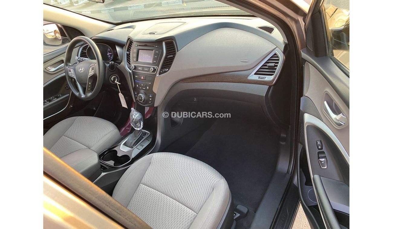 Hyundai Santa Fe 2018 HYUNDAI SANTAFE SPORT AWD / MID OPTION