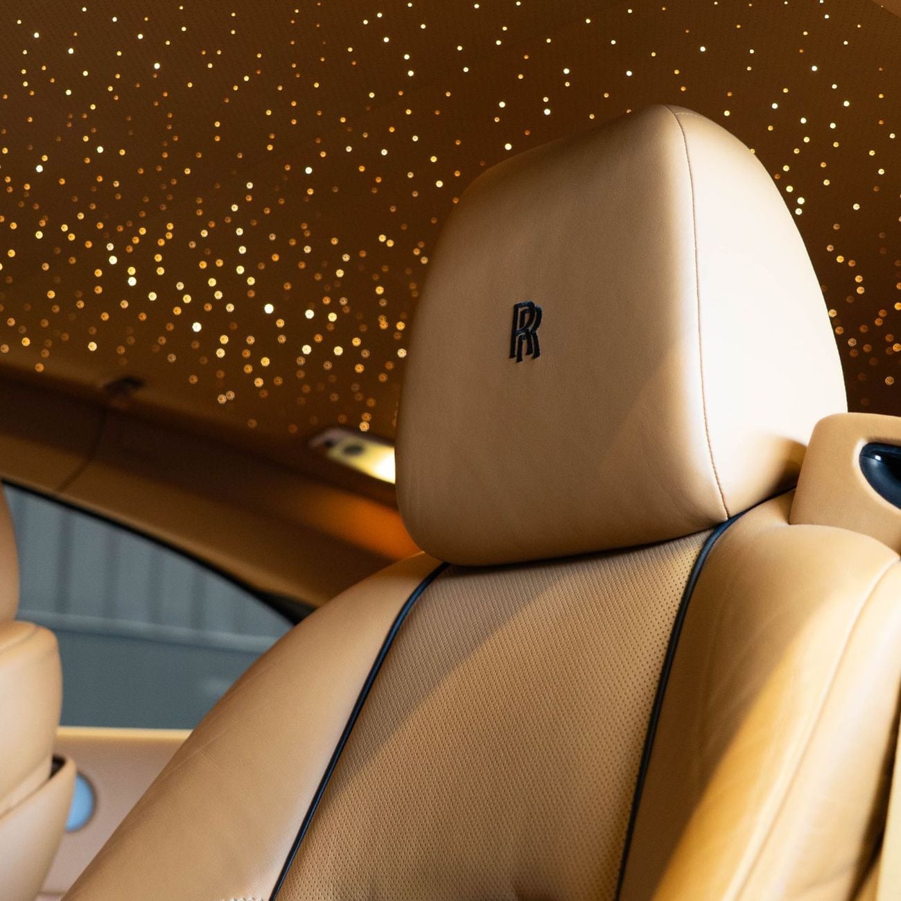 Rolls Royce Wraith STD AED 349,950 • Rolls-Royce Wraith  • 1 Year Warranty