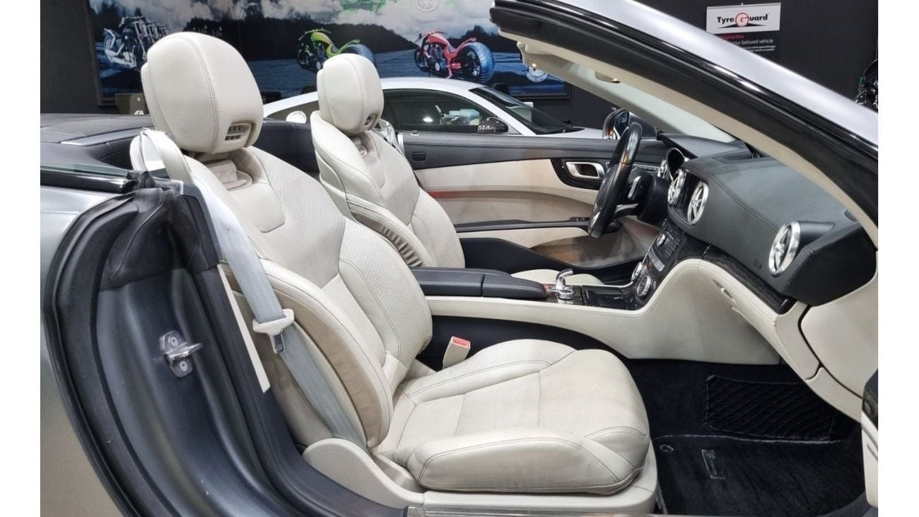 Mercedes-Benz Sl 450 SPECIAL RAMADAN OFFER MERCEDES SL 450 2020 WITH 12K KM ONLY IN BEAUTIFUL SHAPE FOR 185K AED
