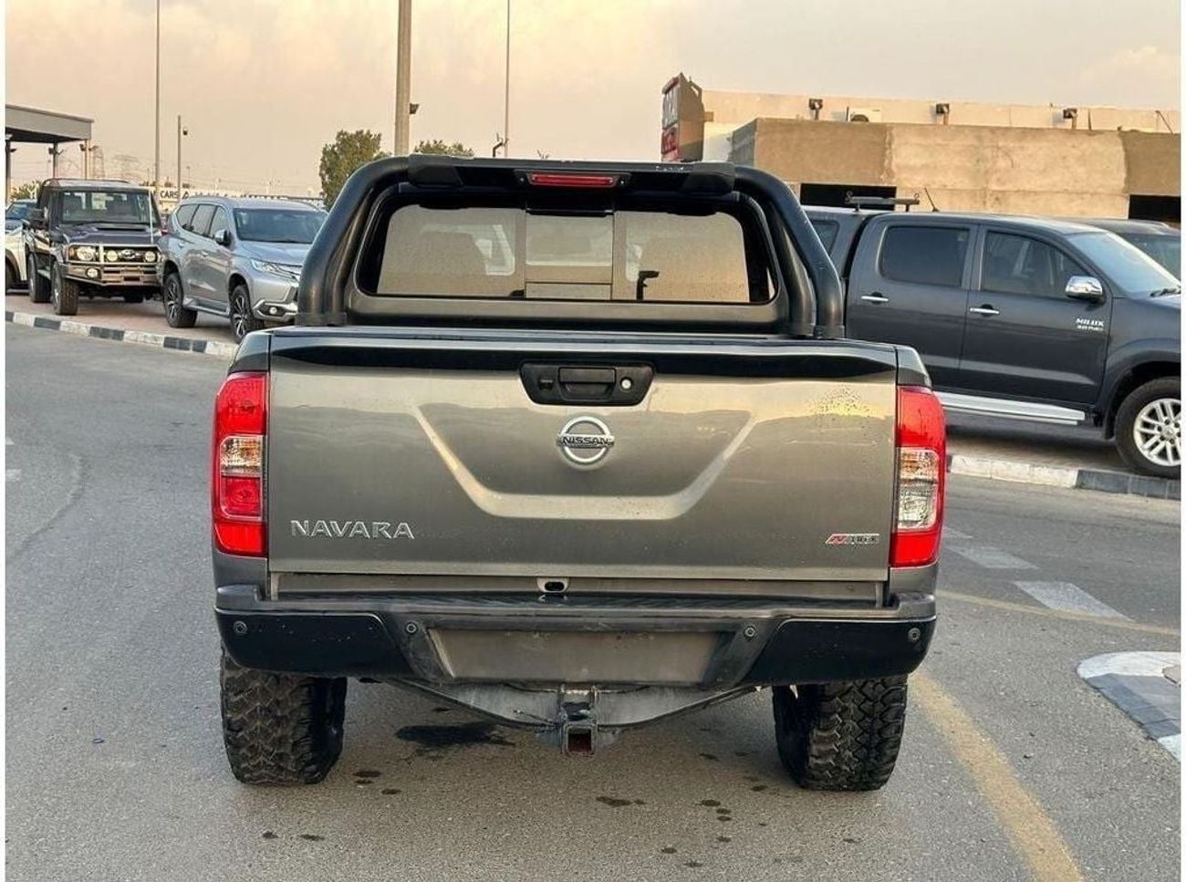 نيسان نافارا DIESEL 2.3 LITER ,RIGHT HAND DRIVE ,2019 MODEL ,ONLY FOR EXPORT