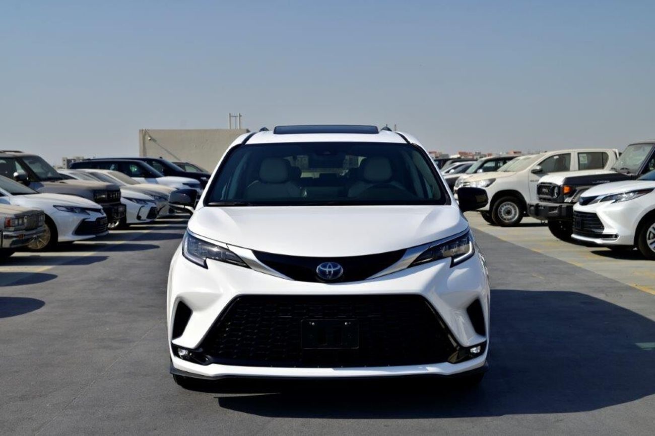 Toyota Sienna XSE Tech Pack 2.5L E-AWD 7-Seater Automatic