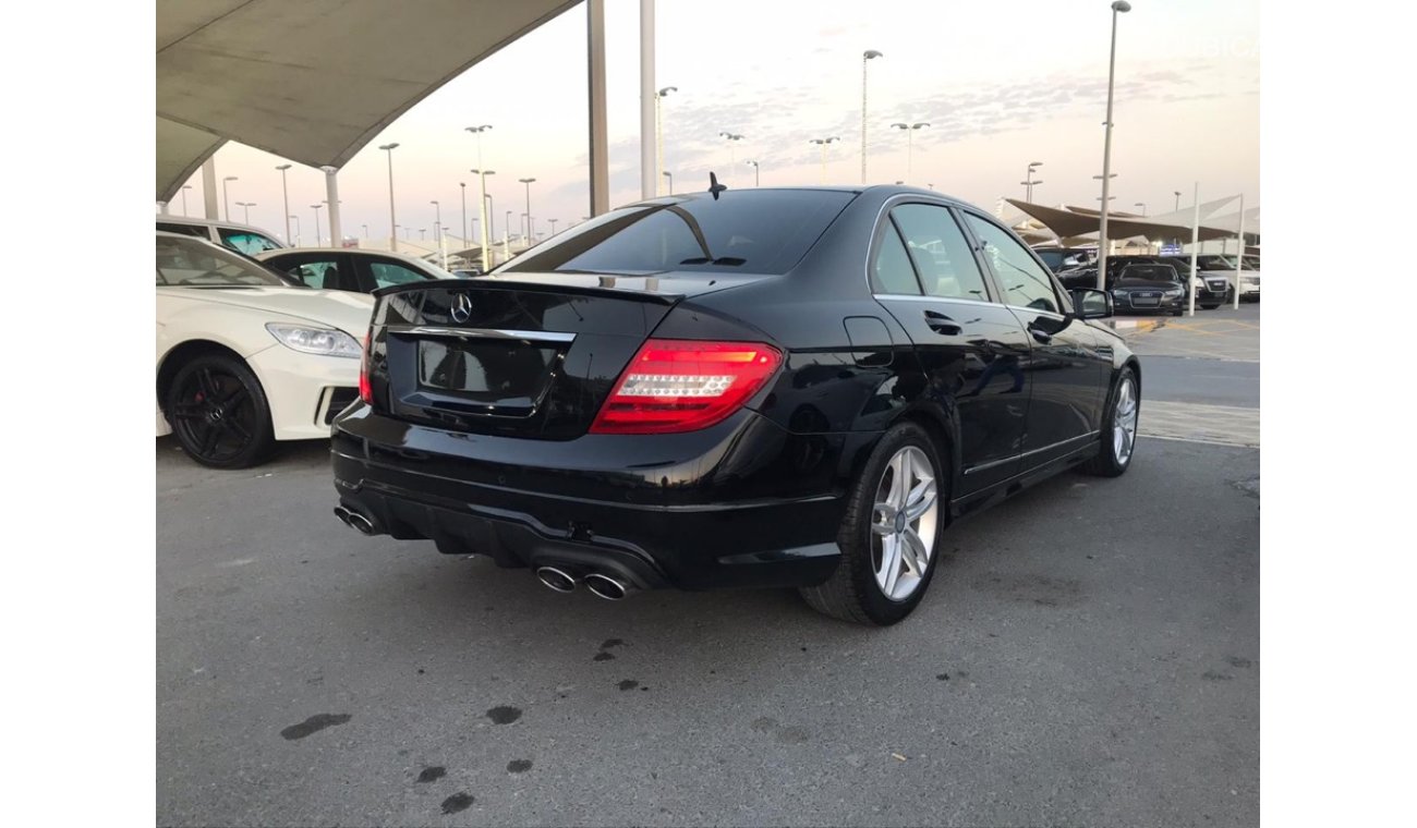 مرسيدس بنز C 250 مرسيدس C250 موديل 2013  كت 63 السياره حاله ممتازه من الداخل والخارج