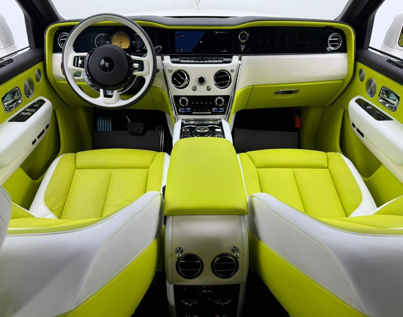 Rolls-Royce Cullinan 2025 Rolls Royce Cullinan, Warranty, Fully Loaded, Excellent Condition, Japanese