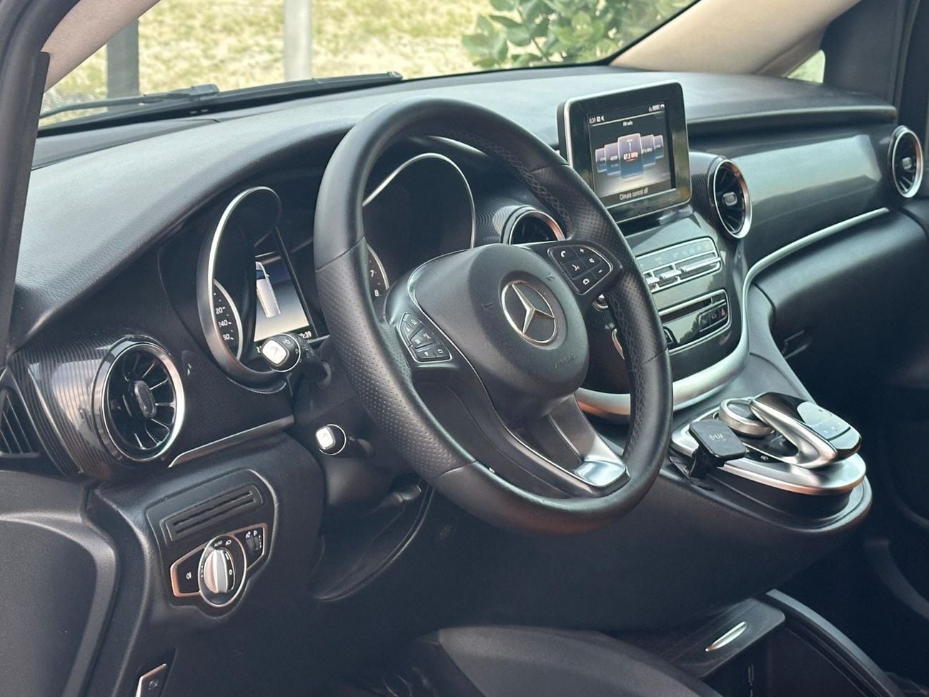 مرسيدس بنز V 250