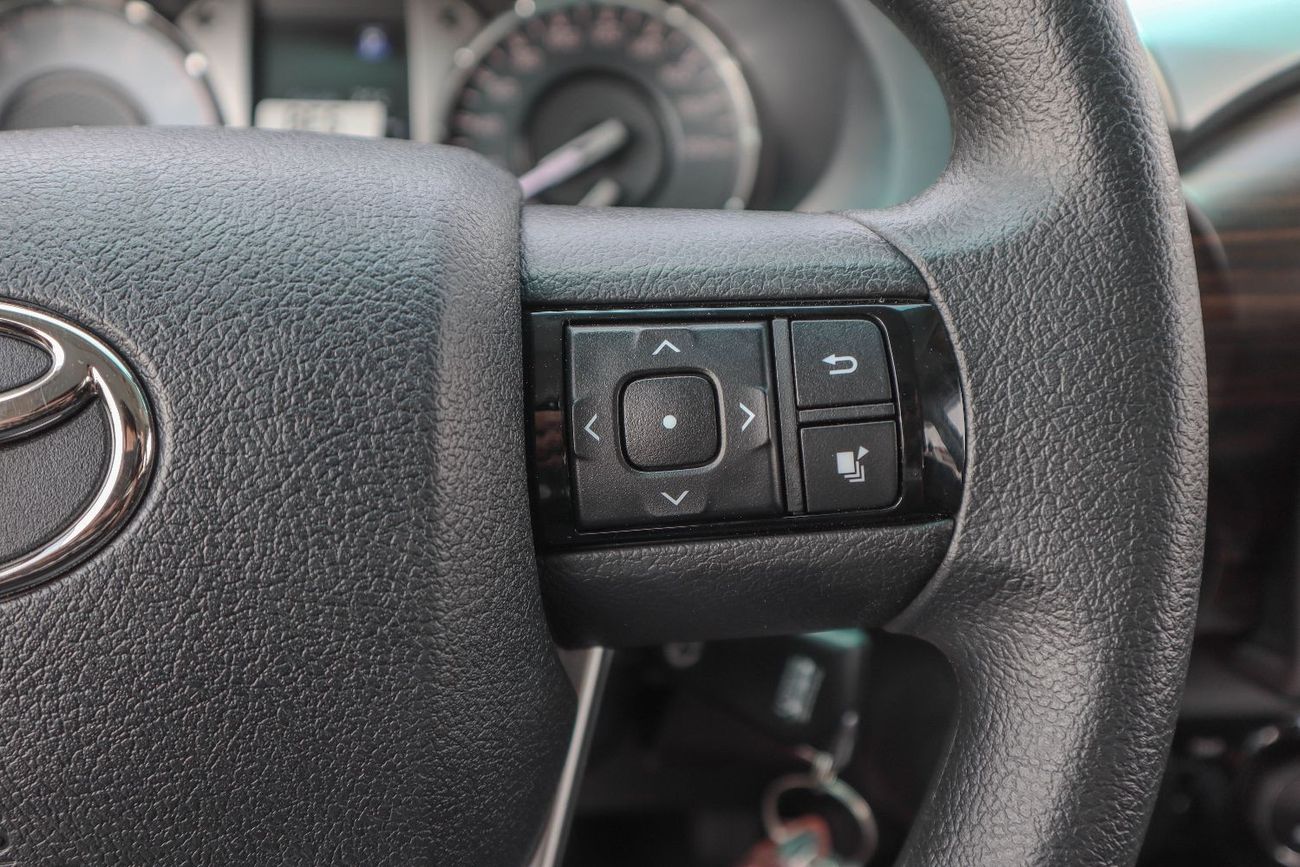 Toyota Hilux TOYOTA HILUX 2.7l 2025 MODEL 4X2