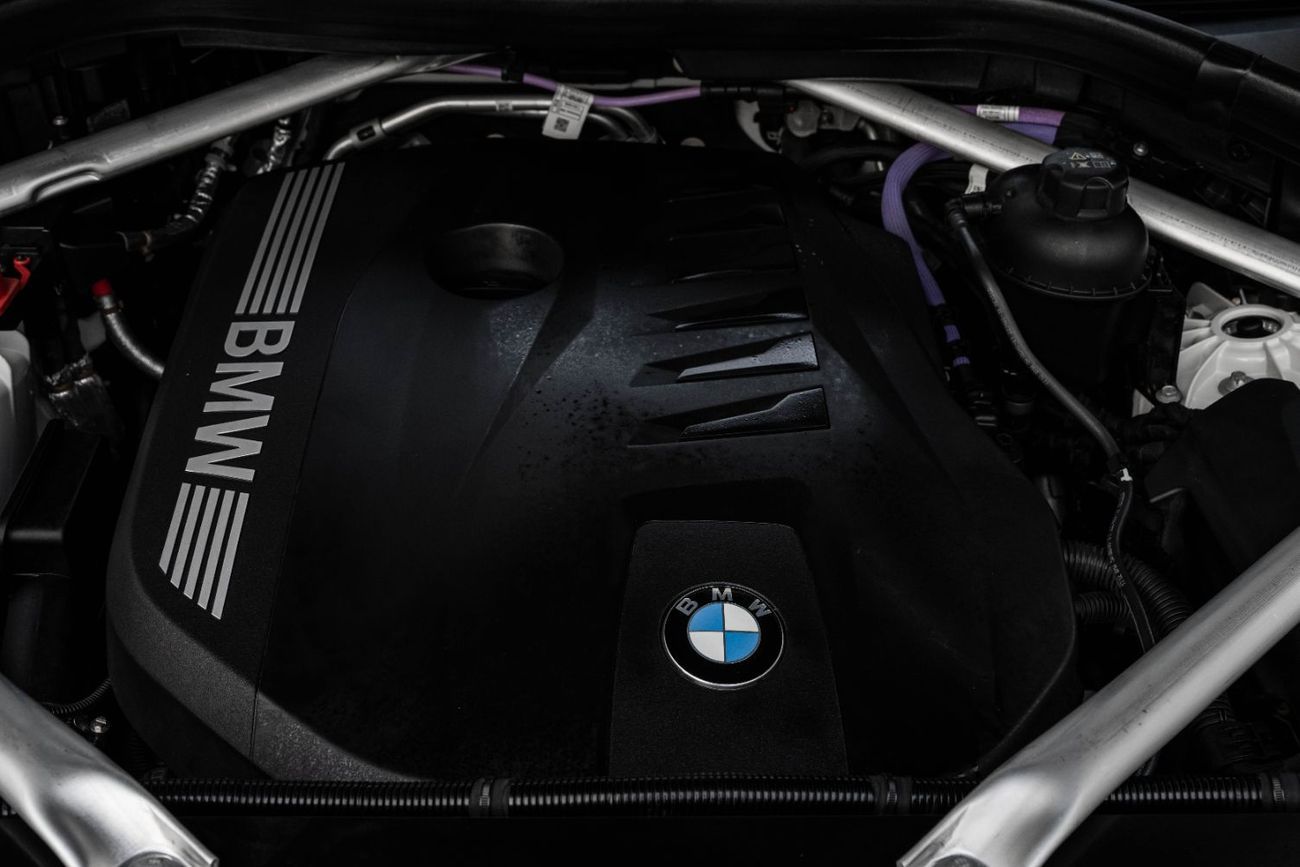 BMW X6 5,934 P.M  | 0% Downpayment | X6 xDrive40i M-Kit | Agency Warranty!