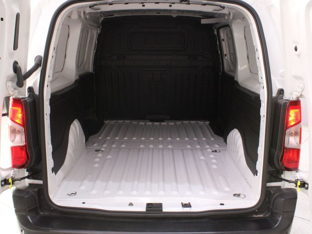 بيجو بارتنر Diesel Engine