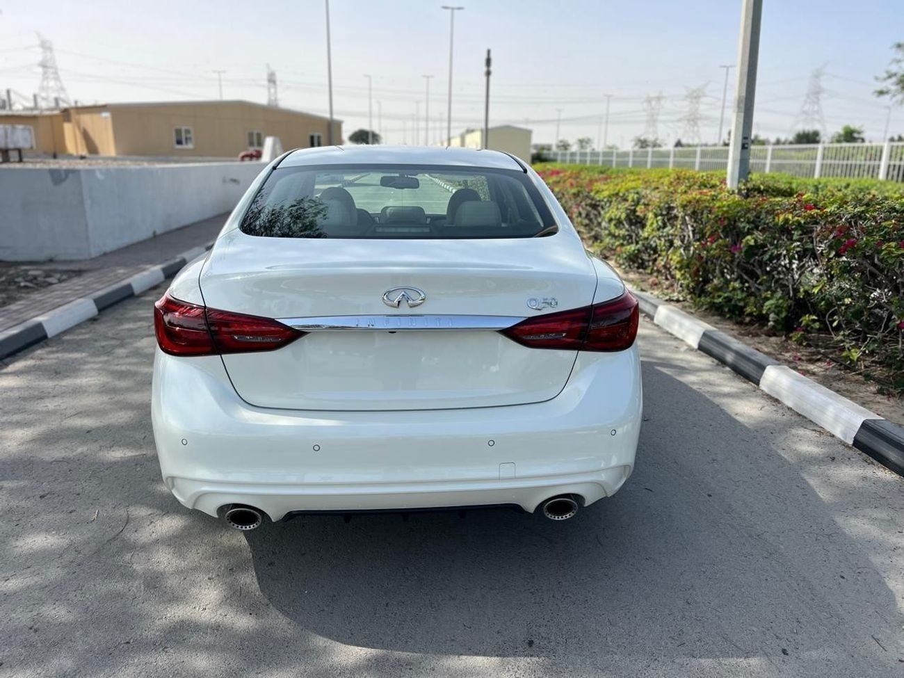 Infiniti Q50 Luxe 3.0L