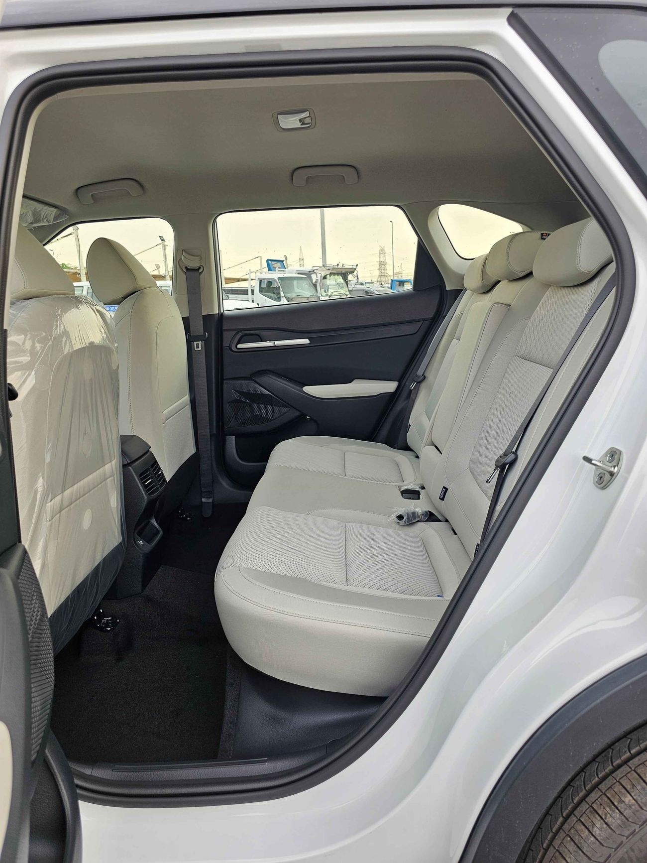 كيا سيلتوس 1.5L V4 / DVD+CAMERA / PUSH START (CODE #  67972)