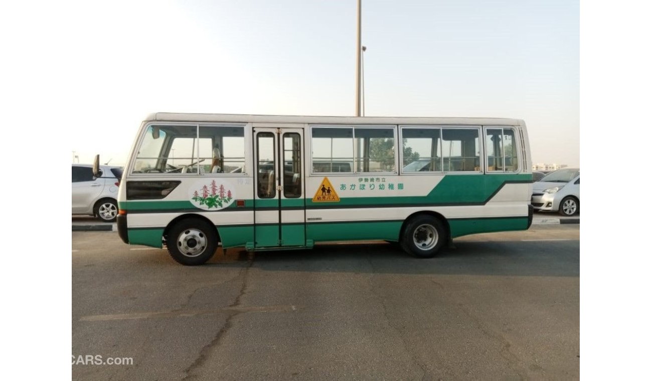 Mitsubishi Rosa MITSUBISHI ROSA BUS RIGHT HAND DRIVE (PM1055)