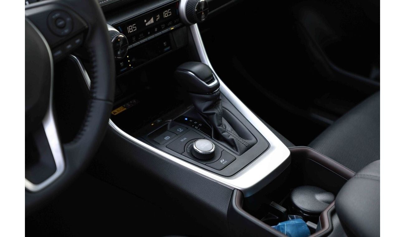 Toyota RAV4 2024 TOYOTA RAV4 HI 2.5 - PLATINUM WHITE PEARL inside BLACK