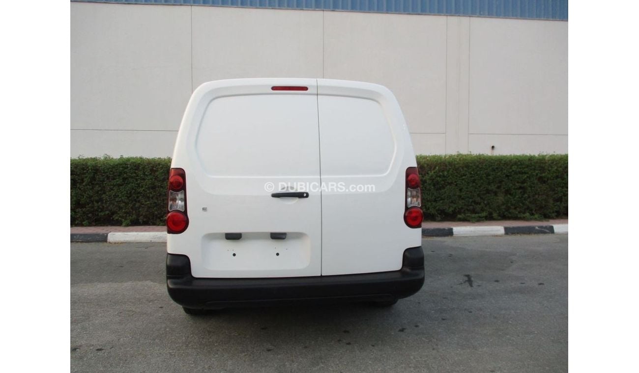 بيجو بارتنر تيبي بيجوا بارتنر 2017فان مع ثلاجه جديده مع ضمان سنه و تشيكات وكاله بلكامل