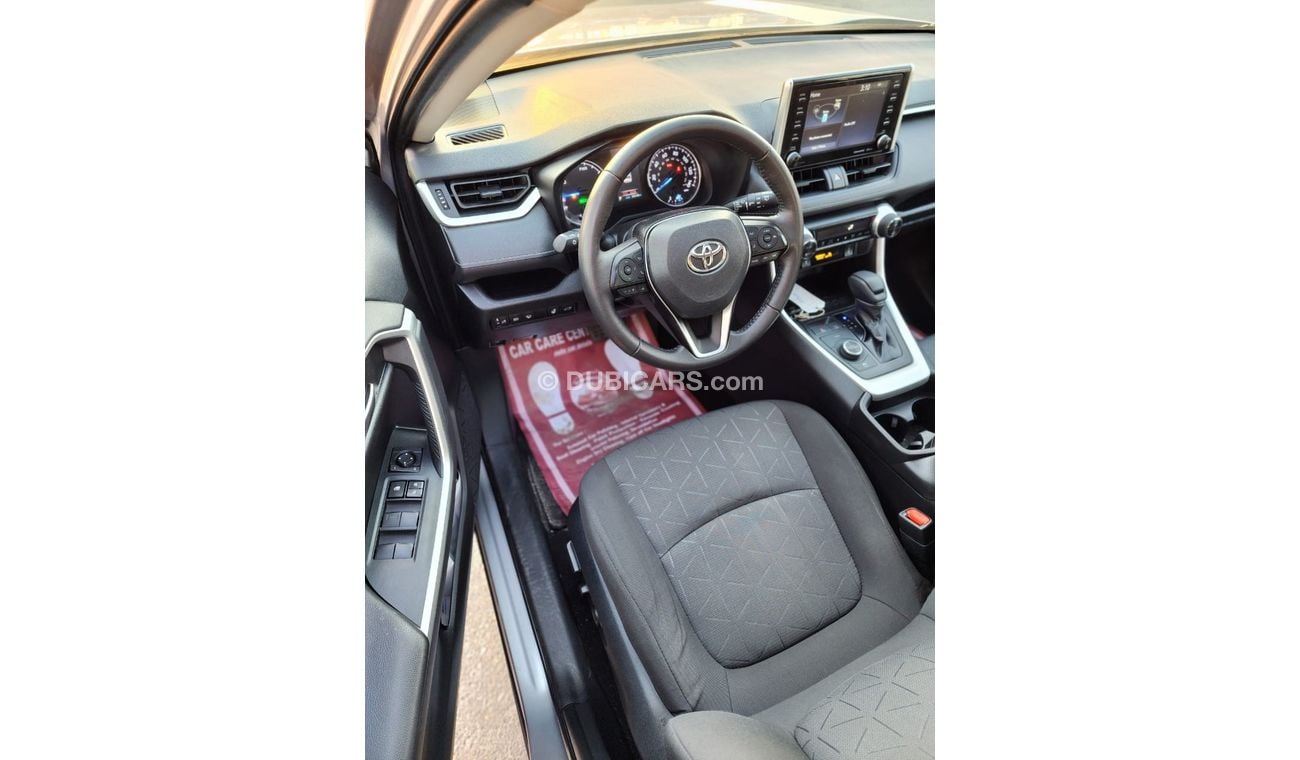 Toyota RAV4 RAV4 XLE HYBRID 2021