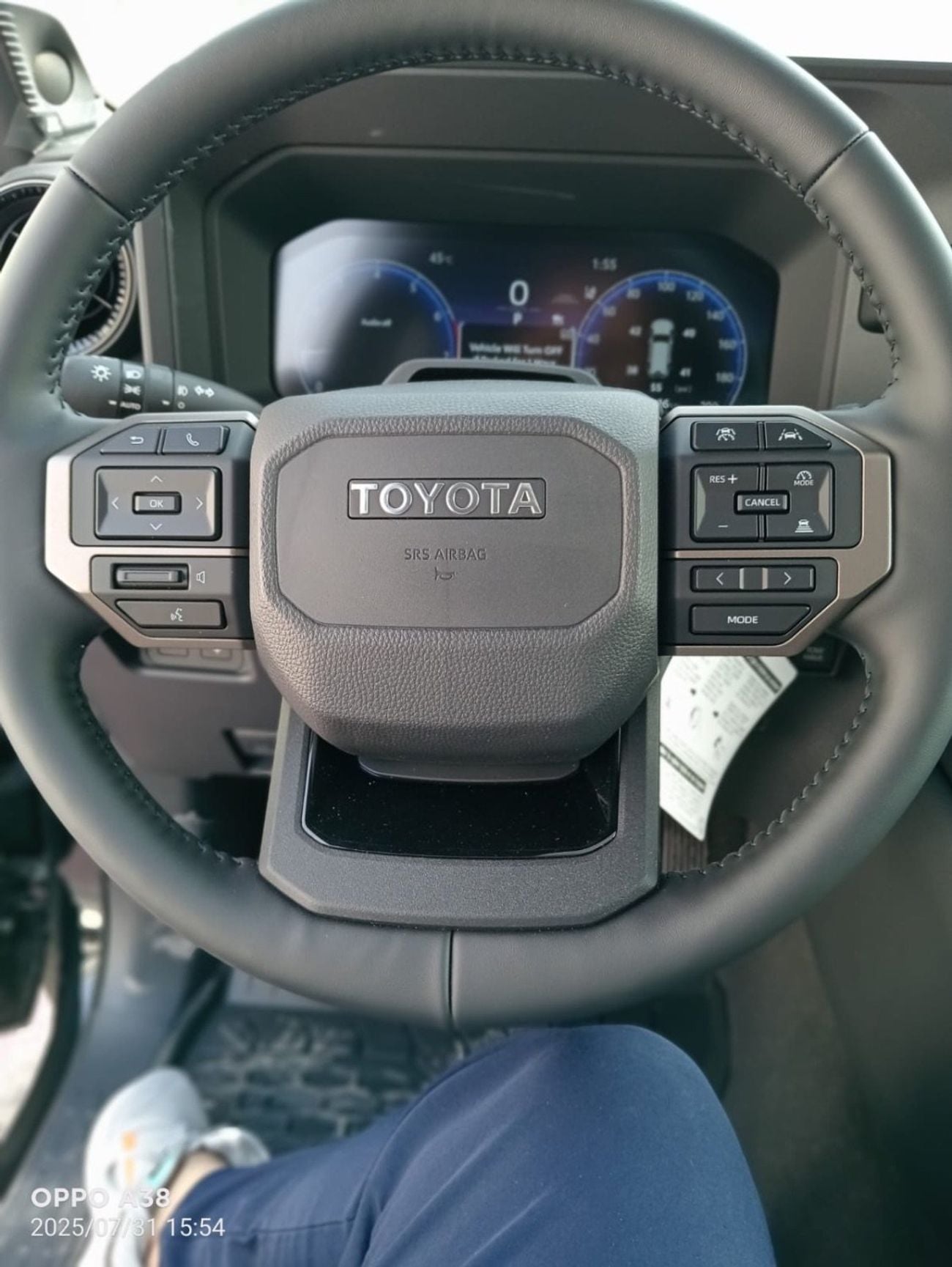 Toyota Prado VXR Toyota Prado Premium Hybrid 2.4L 2025