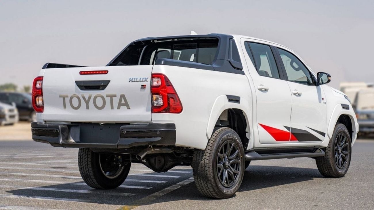 Toyota Hilux DC GR SPORT 4.0P AT 4X4 - WHITE