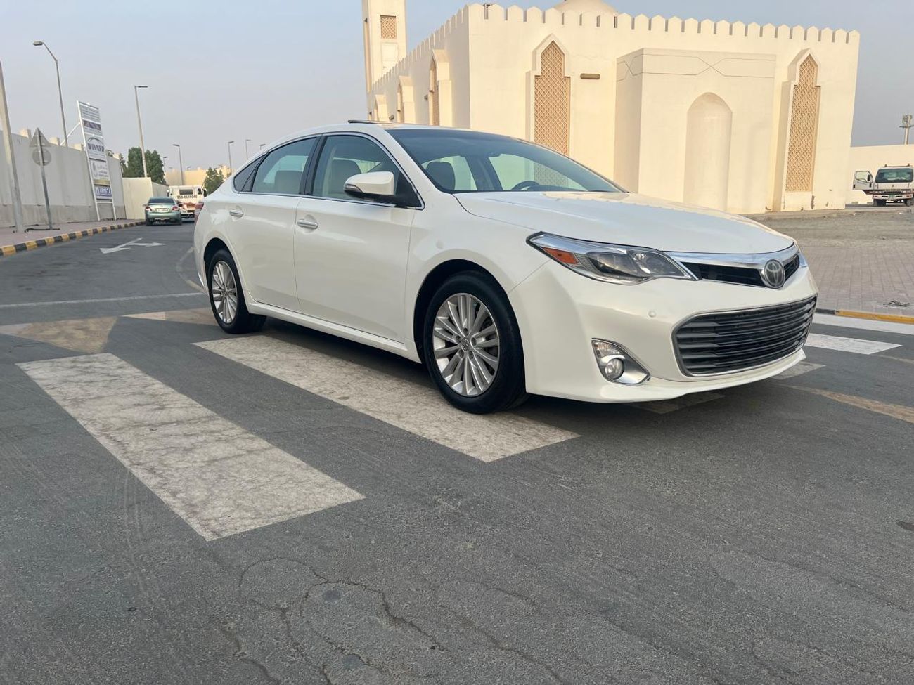 تويوتا افالون Limited 3.5L