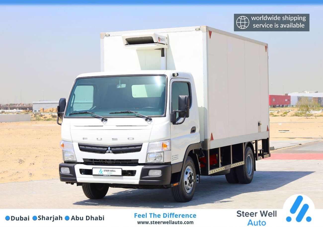 Mitsubishi Fuso Canter Fuso Chiller Dry Box 4.2L RWD Diesel MT - Low Mileage - Ready to Drive - GCC