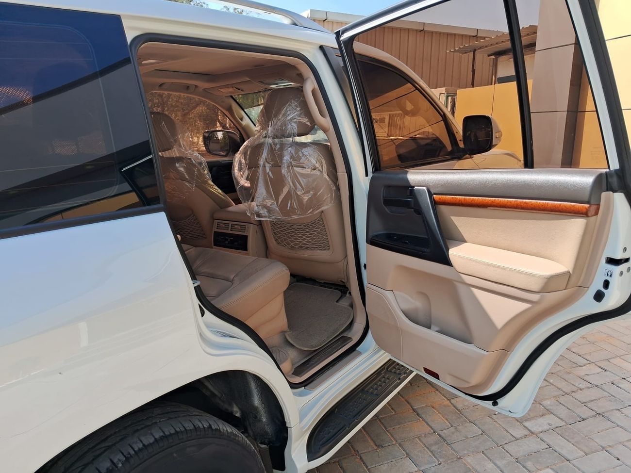 تويوتا لاند كروزر GXR 5.7L AWD